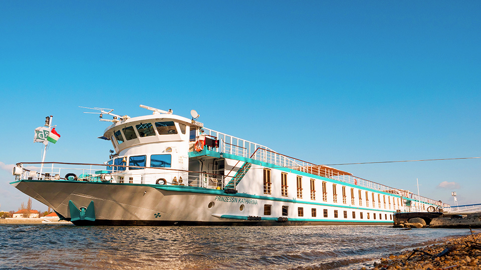 Mit Rad und Schiff auf der Donau