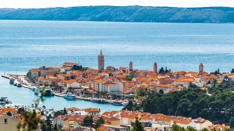 Rad und Schiff in Kroatien