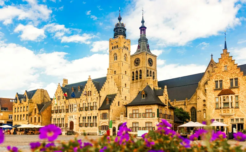 Grote Markt in Diksmuide