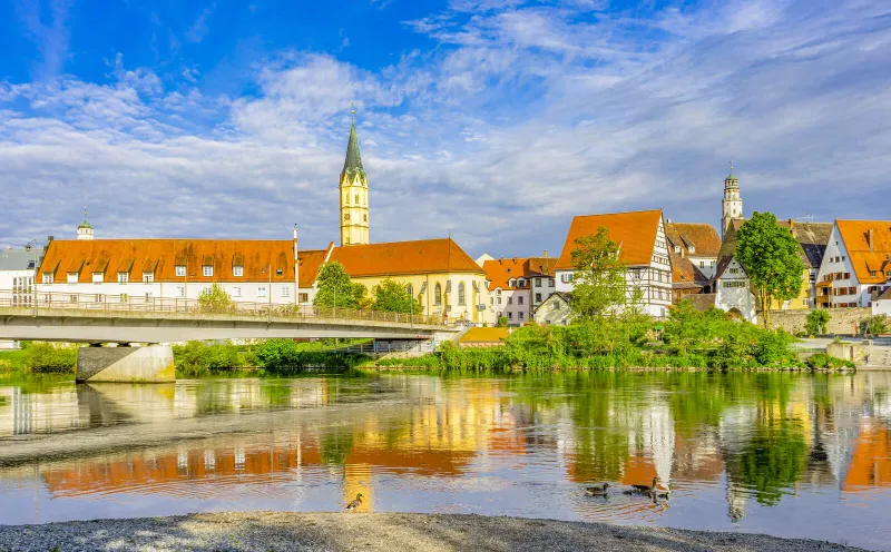 Blick vom Donaustrand auf Lauingen
