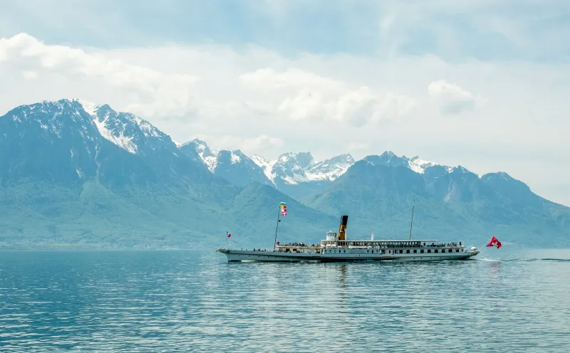 Schiff auf dem Genfer See
