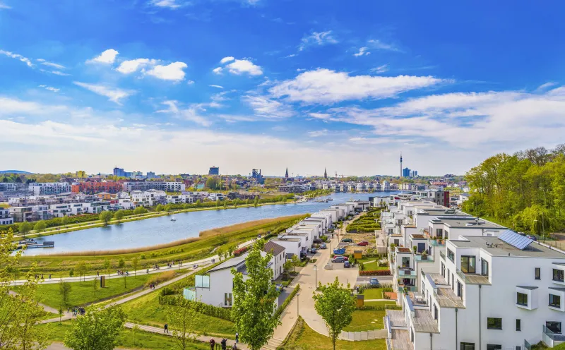 Blick auf Dortmund und den Phoenix See