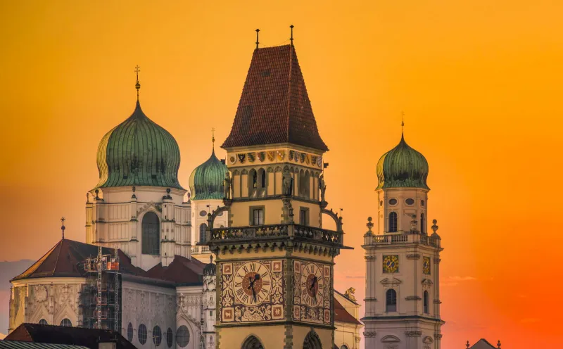 Passau Stadtpfarrkirche St. Paul und Dom St. Stephan