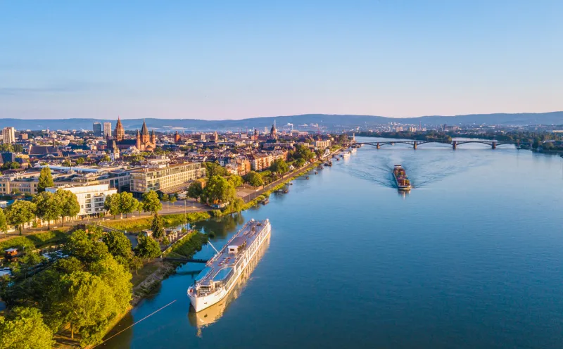 Mainz, Main, Stadt von oben
