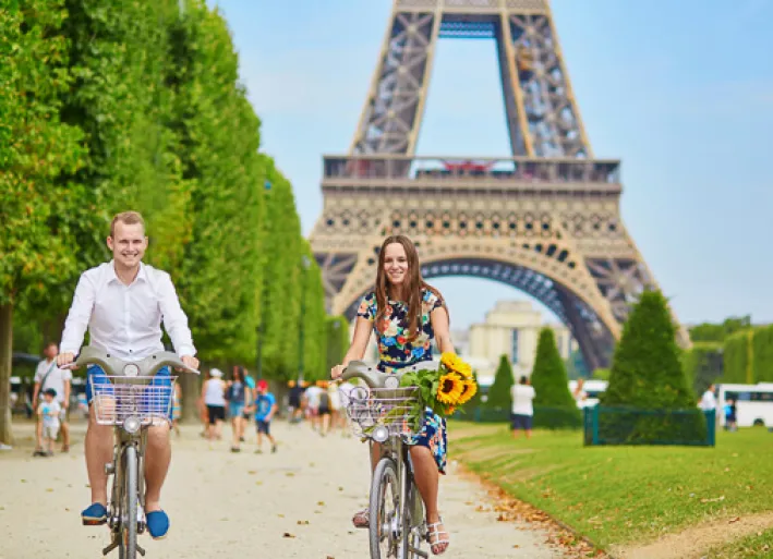 Loire-Radweg, Radfahrer in Paris