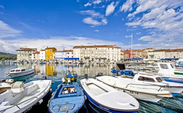 Der Hafen auf Cres