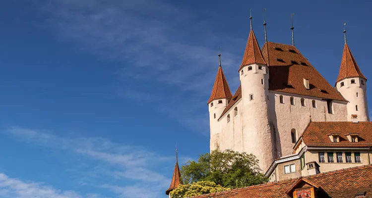 Aare-Radweg, Schloss Thun