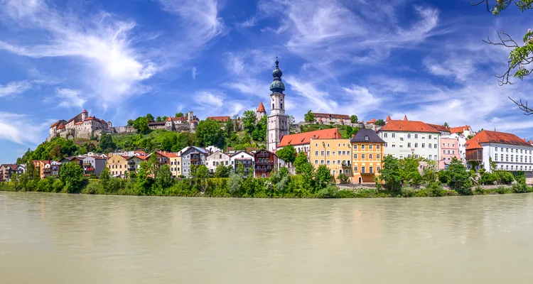 Der Tauern-Radweg, Burghausen