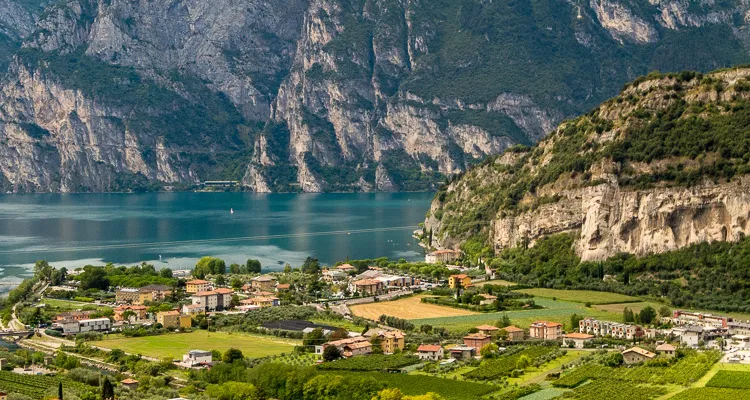 Das Panorama am Gardasee