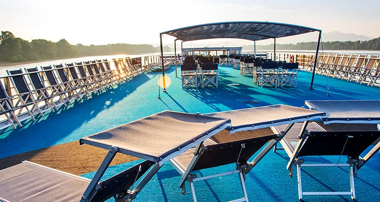 MS Fortuna, Sonnendeck
