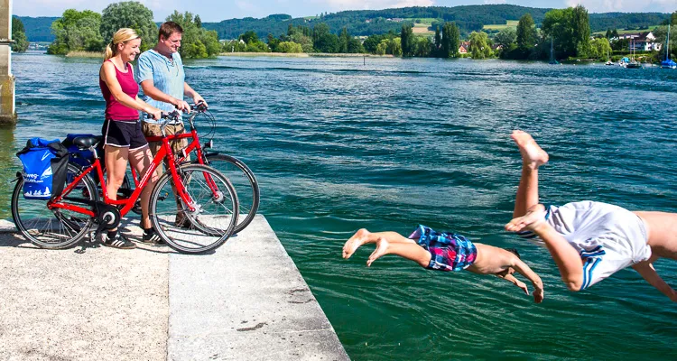 Radfahren und Baden - Panorama