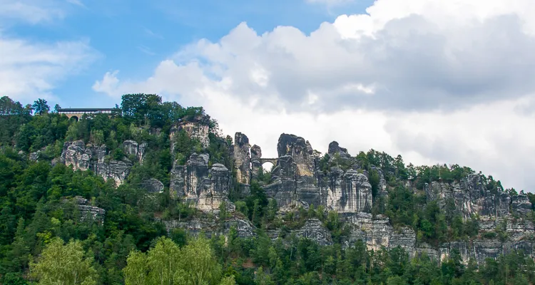 Elbsandsteingebirge am Oberlauf der Elbe