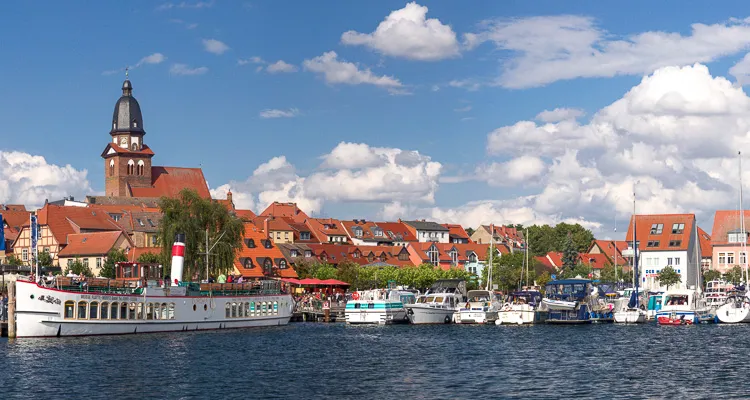 Waren an der Müritz im Herzen des Mecklenburger Seenlands