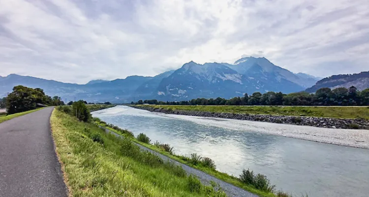 Rhein, Fahrradweg, Berge, Landschaft