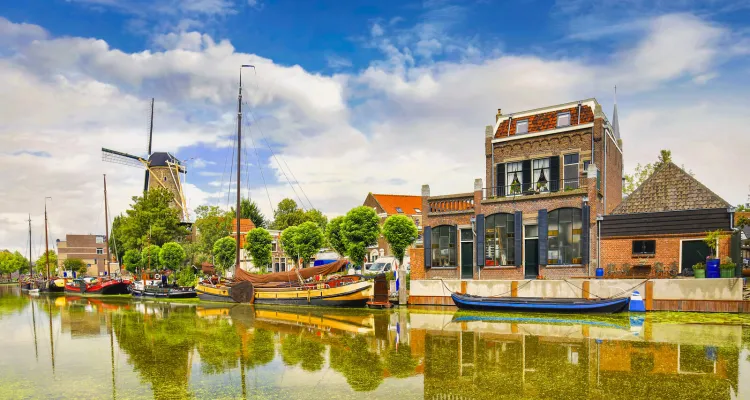 Mit Schiff und Rad durch die Niederlande